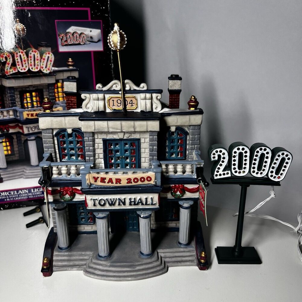 Vintage 1999 Lemax Town Hall Year 2000 Millennium Village House With Box